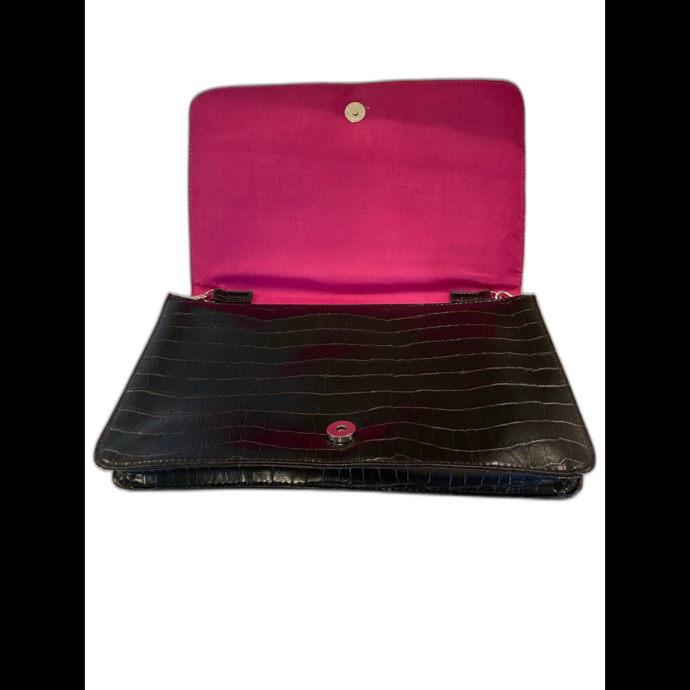 Daisy Fuentes Handbag Purse Black Faux Alligator Skin  Clutch w/ Chain Strap Bag